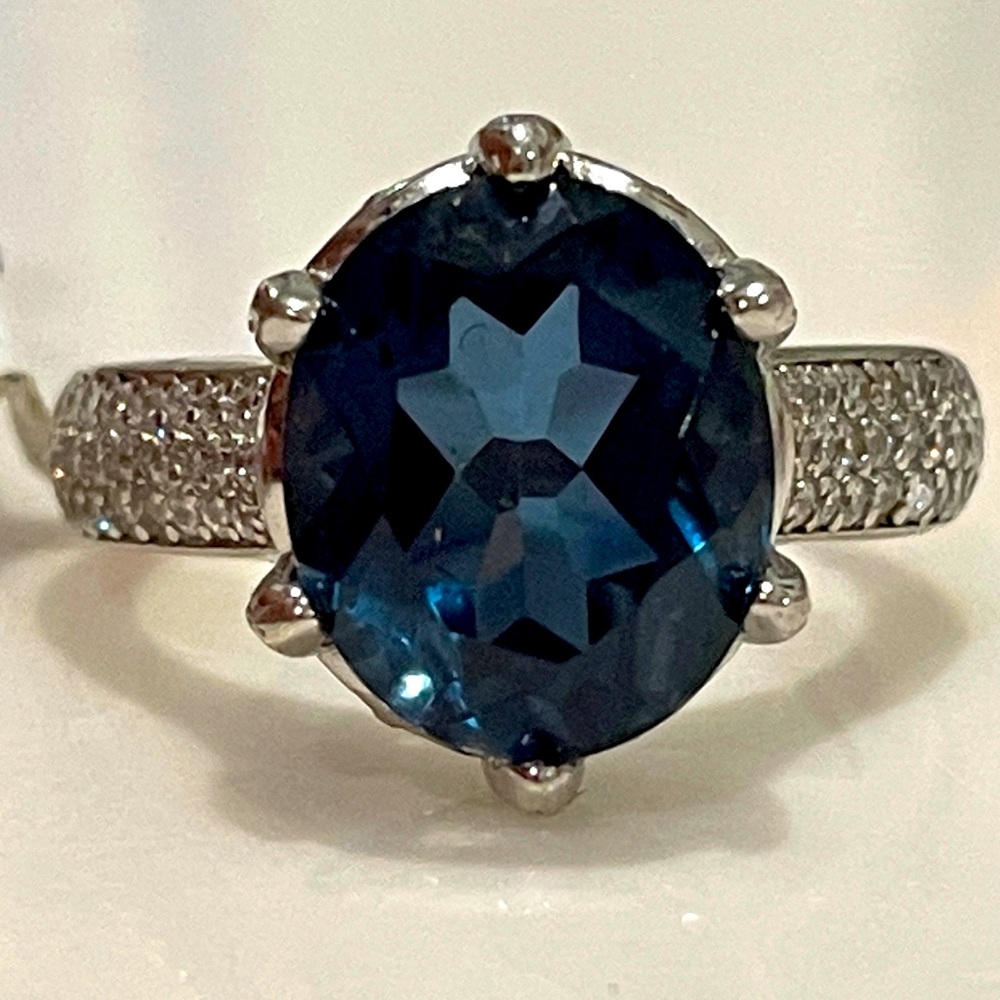 Imported 925 Dark Blue Doublet Quartz Sz7 NWT